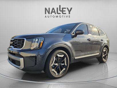 Used 2023 Kia Telluride S w/ S Sunroof Package
