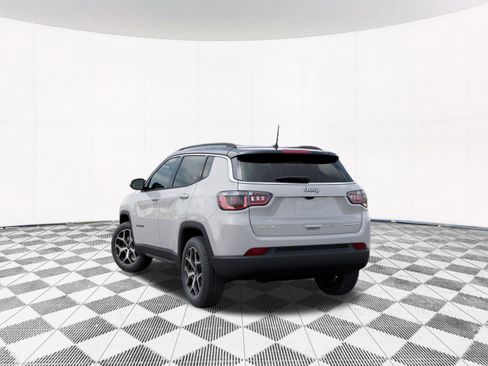 New 2026 Jeep Compass Limited image 5