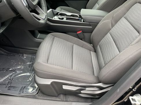 New 2026 Chevrolet Equinox LT image 8