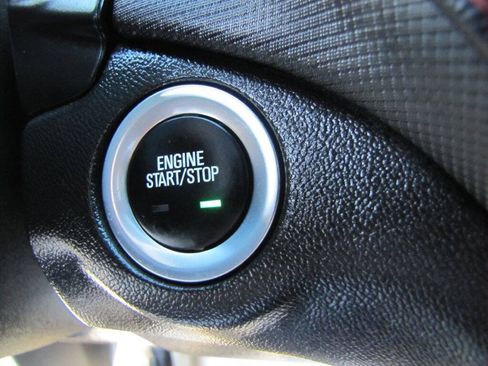 Used 2024 Chevrolet Equinox RS FWD image 42
