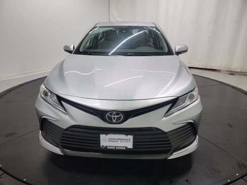 Used 2023 Toyota Camry XLE w/ Navigation Package image 2