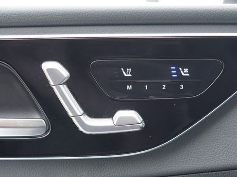 Used 2023 Mercedes-Benz C 300 Sedan image 32