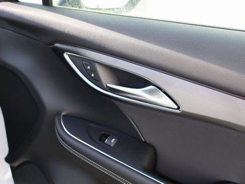 New 2025 Buick Envision Sport Touring image 7