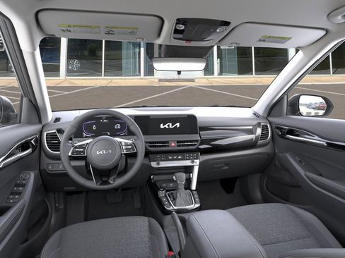 New 2026 Kia Seltos S image 14