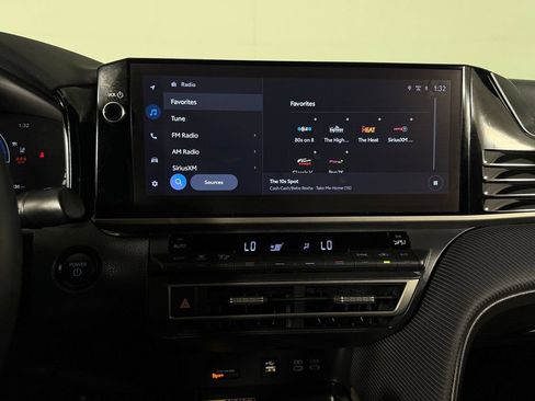 Used 2025 Toyota Camry SE w/ Multimedia Upgrade Package FWD image 18