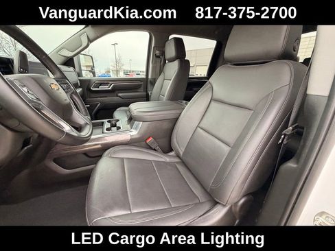 Used 2025 Chevrolet Silverado 2500 LTZ w/ LTZ Premium Package image 13