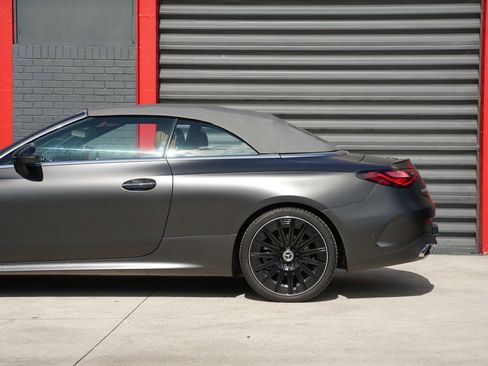Used 2024 Mercedes-Benz CLE 300 4MATIC Cabriolet image 9