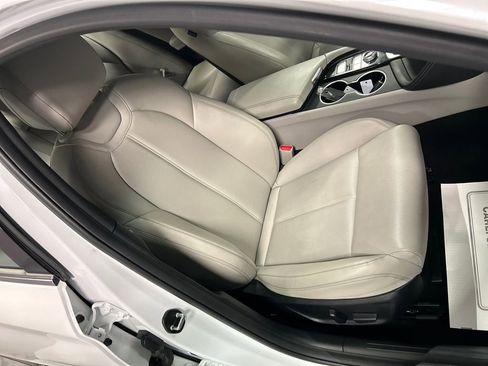 Used 2022 Genesis G70 2.0T image 23