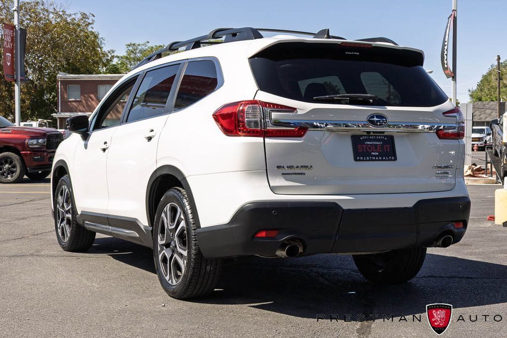 Used 2024 Subaru Ascent Limited w/ Technology Package AWD/4WD image 19