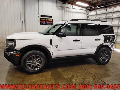 Used 2025 Ford Bronco Sport Big Bend w/ Convenience Package AWD/4WD image 2