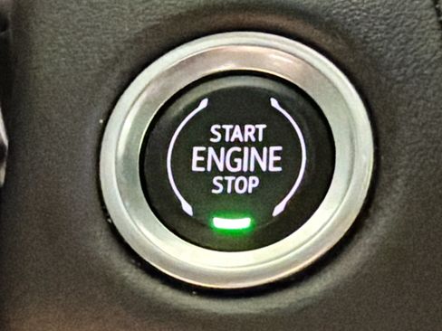 Used 2021 GMC Yukon SLT AWD/4WD image 34