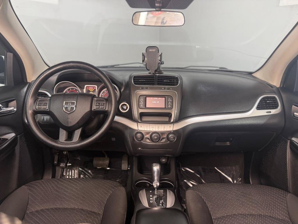 Used 2016 Dodge Journey SXT w/ Blacktop Package FWD image 11