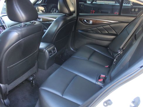 Used 2019 INFINITI Q50 Luxe w/ Essential Package (3.0T Luxe) image 23