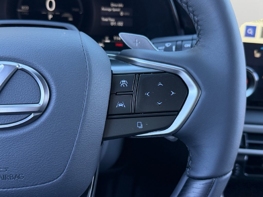 New 2026 Lexus RX 350h AWD/4WD image 15