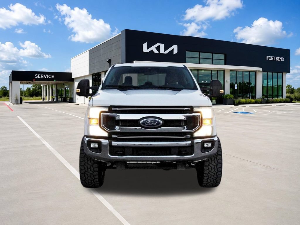 Used 2022 Ford F250 XLT w/ XLT Value Package AWD/4WD image 2