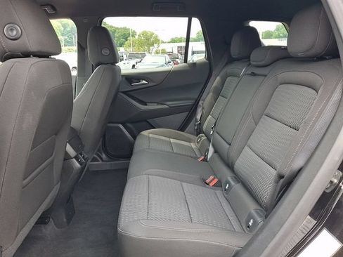Used 2025 Chevrolet Equinox LT AWD/4WD image 18