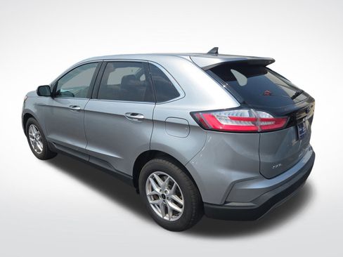 Certified 2023 Ford Edge SEL image 9