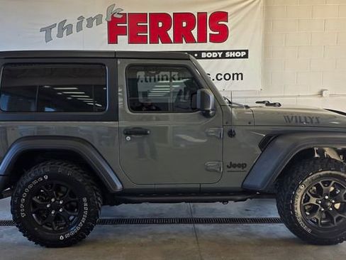 Used 2021 Jeep Wrangler Sport image 8