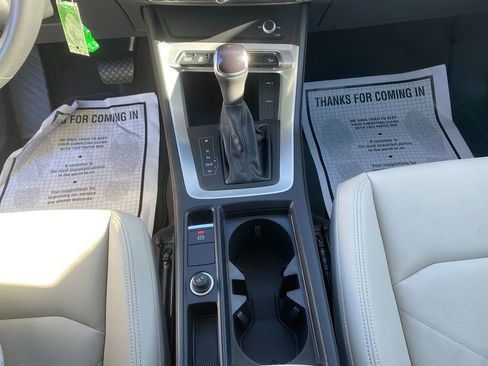 Used 2022 Audi Q3 2.0T Premium Plus image 22