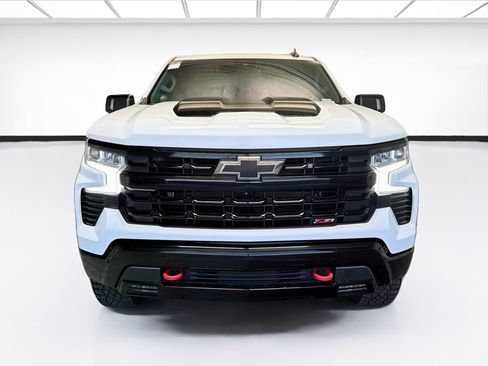 Used 2023 Chevrolet Silverado 1500 LT Trail Boss w/ LT Trail Boss Premium Package AWD/4WD image 2