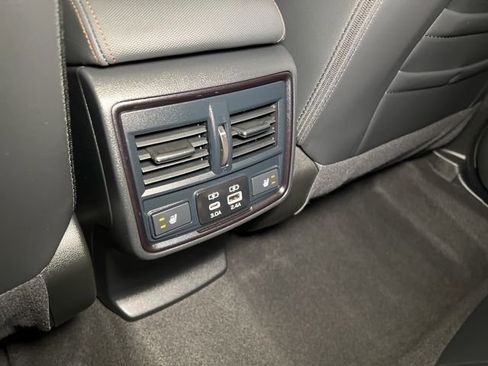 Certified 2025 Subaru Forester Touring w/ Protection Package image 42