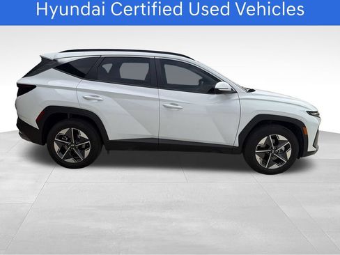 Certified 2025 Hyundai Tucson SEL AWD/4WD image 7