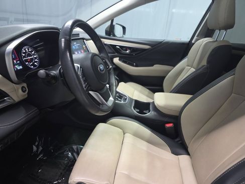 Used 2023 Subaru Outback Limited image 19