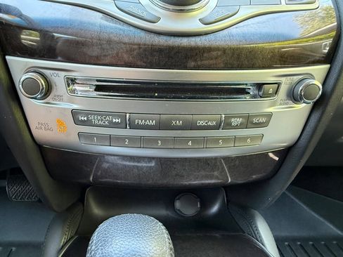 Used 2013 INFINITI JX35 AWD w/ Premium Pkg image 29