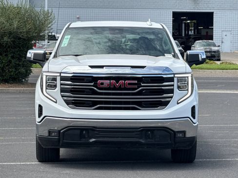 Used 2025 GMC Sierra 1500 SLT AWD/4WD image 9