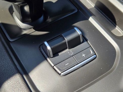 Used 2024 GMC Sierra 1500 AT4 w/ Technology Package image 33