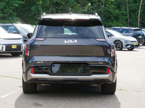Used 2024 Kia EV9 GT-Line AWD/4WD image 6
