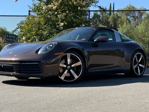 Certified 2024 Porsche 911 Targa 4S AWD/4WD image 1