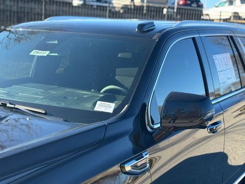 New 2026 GMC Yukon Elevation image 10