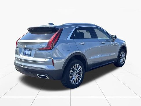 Used 2025 Cadillac XT4 Premium Luxury AWD/4WD image 6