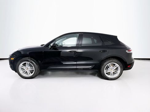 Certified 2026 Porsche Macan AWD/4WD image 2