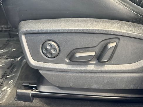 Used 2018 Audi SQ5 Prestige w/ Prestige Package AWD/4WD image 14