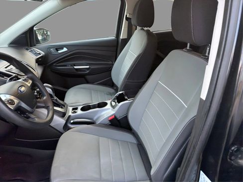 Used 2015 Ford Escape SE FWD image 10