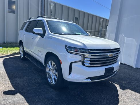 Used 2021 Chevrolet Tahoe High Country AWD/4WD image 6