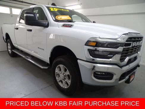 Certified 2025 RAM 2500 Big Horn AWD/4WD image 1