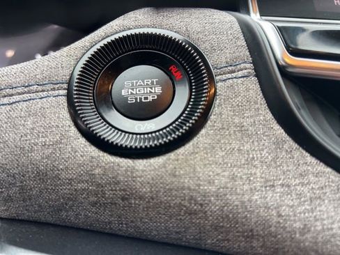 Used 2024 Jeep Compass Latitude image 13