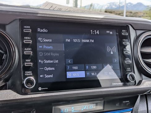 Used 2021 Toyota Tacoma TRD Off-Road w/ Technology Package image 17