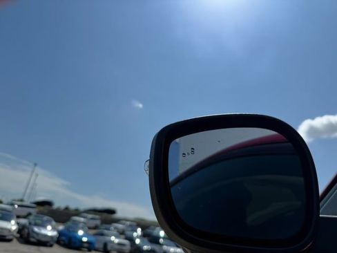 Used 2021 Ford Mustang Mach-E Premium image 13