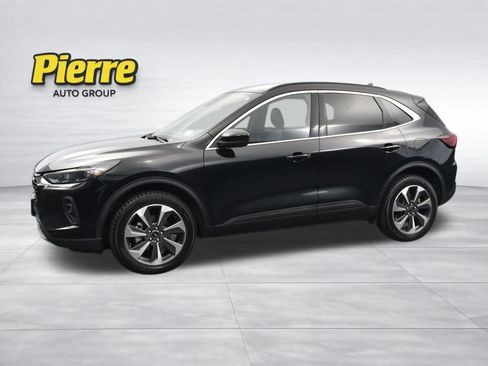 Used 2024 Ford Escape Platinum image 5