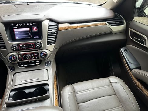 Used 2016 GMC Yukon Denali w/ Open Road Package image 20