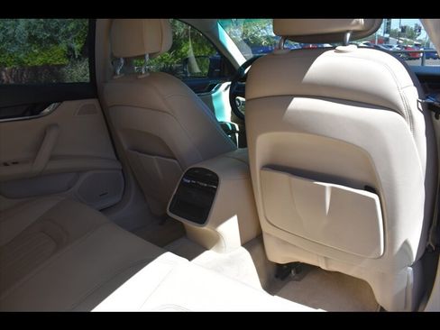 Used 2016 Maserati Quattroporte S image 29