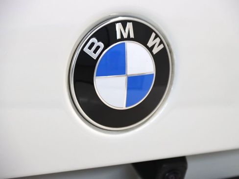 Used 2024 BMW X5 xDrive40i w/ Premium Package AWD/4WD image 13