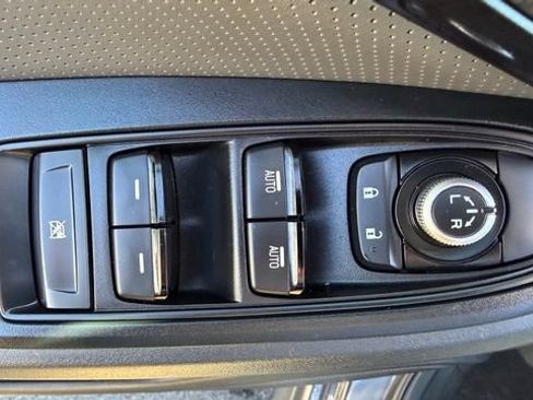 Used 2021 Subaru Crosstrek 2.5i Sport AWD/4WD image 19