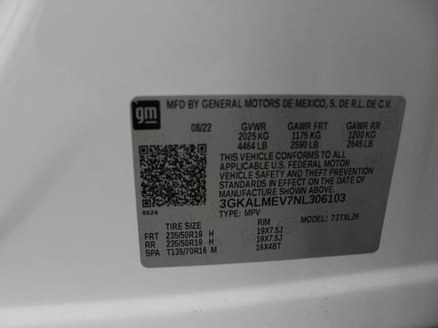 Used 2022 GMC Terrain SLE w/ Driver Convenience Package FWD image 33