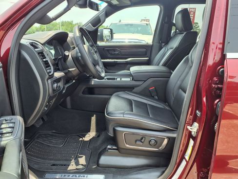 Used 2023 RAM 1500 Limited AWD/4WD image 10