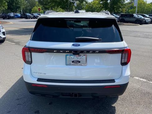 New 2026 Ford Explorer Active RWD image 29